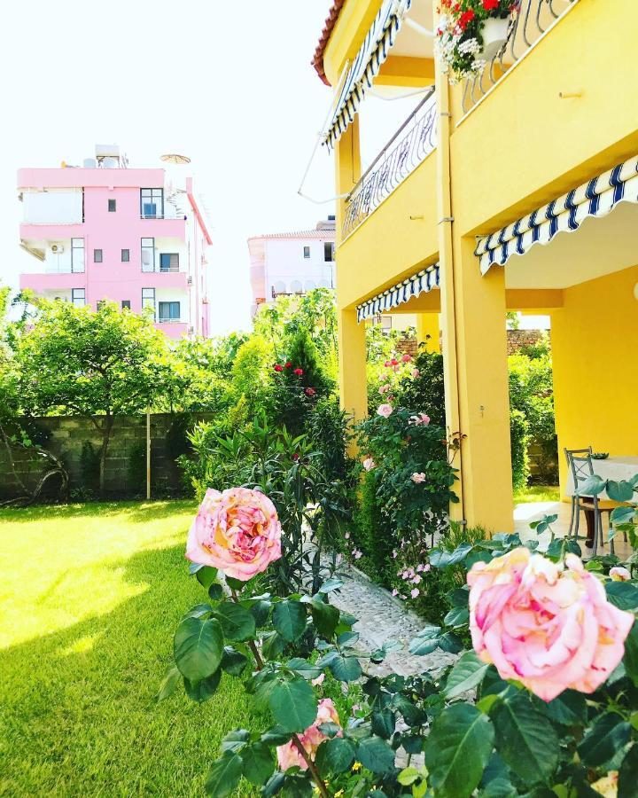 Vila Aliaj Deluxe Groundfloor With Beautiful Garden